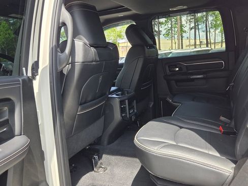 Used 2024 RAM 3500 Limited image 7