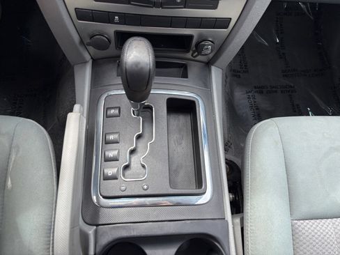 Used 2006 Jeep Grand Cherokee Laredo RWD image 30