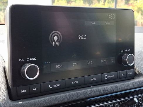 Used 2024 Honda Civic EX-L image 17