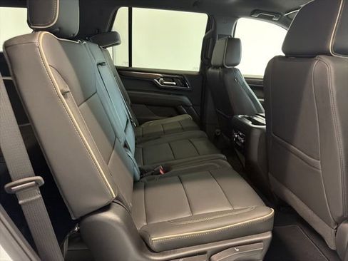 Used 2026 GMC Yukon Elevation AWD/4WD image 44