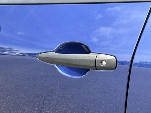 Used 2023 Nissan Rogue S FWD image 28