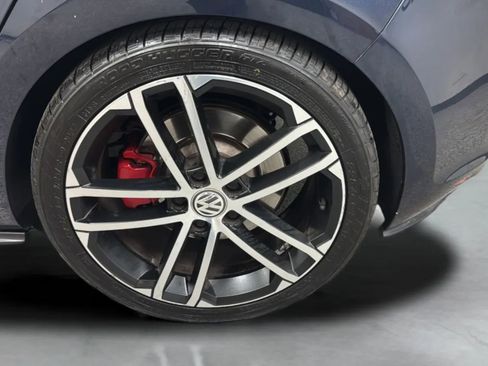 Used 2017 Volkswagen GTI Sport FWD image 35