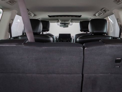 Used 2022 Nissan Armada Platinum w/ Captain's Chairs Package image 34