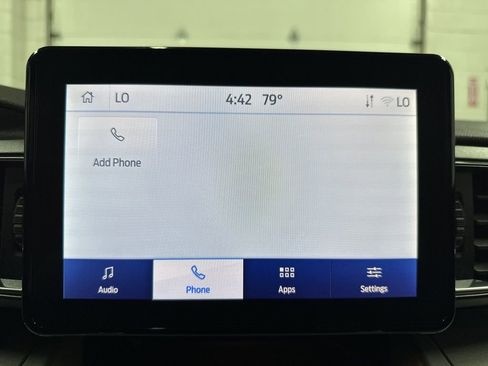 Used 2024 Ford Explorer XLT w/ Equipment Group 202A image 31