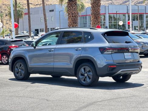 Used 2025 Volkswagen Taos S FWD image 5