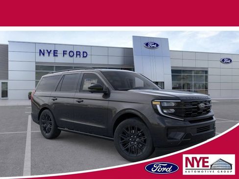 New 2026 Ford Expedition Platinum AWD/4WD image 1