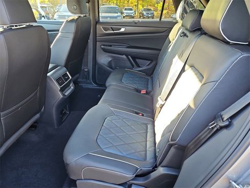 New 2026 Volkswagen Atlas Cross Sport SEL Premium R-Line image 25