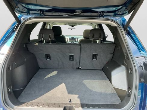 Used 2019 Chevrolet Equinox LT FWD image 17