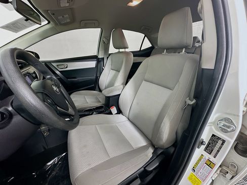 Used 2015 Toyota Corolla LE FWD image 20