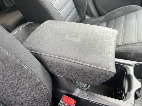 Used 2017 Honda CR-V EX image 31