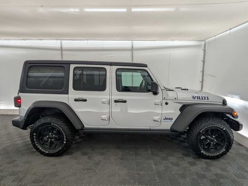 Used 2023 Jeep Wrangler Unlimited image 7