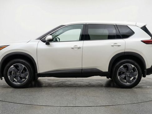 Used 2025 Nissan Rogue SV AWD/4WD image 5
