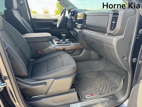 Used 2023 Chevrolet Silverado 1500 LT Trail Boss AWD/4WD image 28