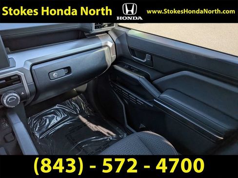 Used 2025 Toyota 4Runner SR5 AWD/4WD image 20