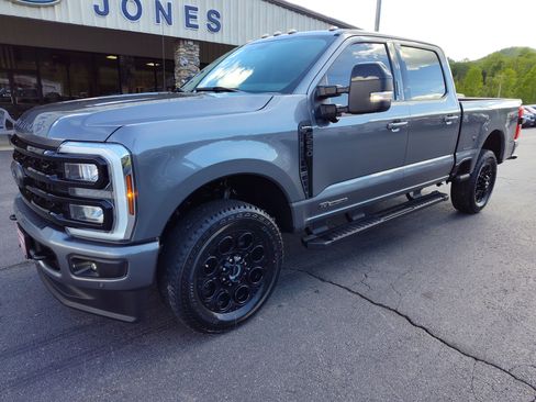 Used 2024 Ford F250 Lariat w/ Lariat Ultimate Package image 3