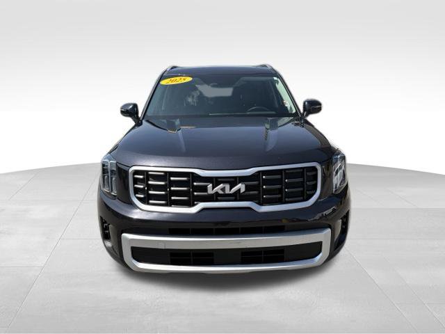 Used 2025 Kia Telluride S FWD image 7
