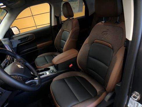 New 2026 Ford Bronco Sport Outer Banks w/ Outer Banks Tech Package+ AWD/4WD image 10