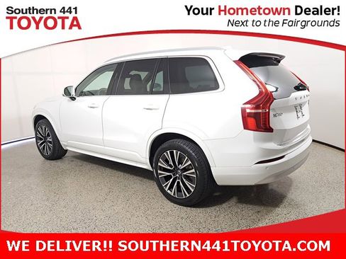Used 2022 Volvo XC90 T5 Momentum w/ Protection Package Premier image 7
