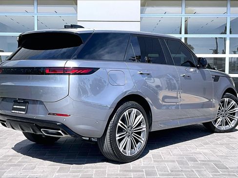 Certified 2025 Land Rover Range Rover Sport Dynamic SE AWD/4WD image 13