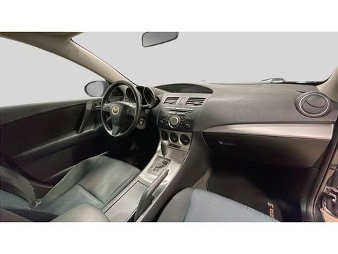 Used 2010 MAZDA MAZDA3 i Touring image 18