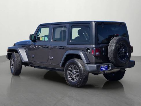 Used 2024 Jeep Wrangler Sport S AWD/4WD image 4
