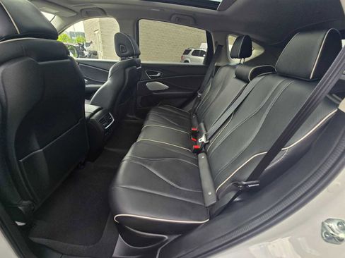Used 2023 Acura RDX AWD w/ Advance Package image 17