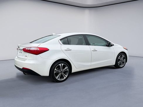 Used 2016 Kia Forte EX image 5