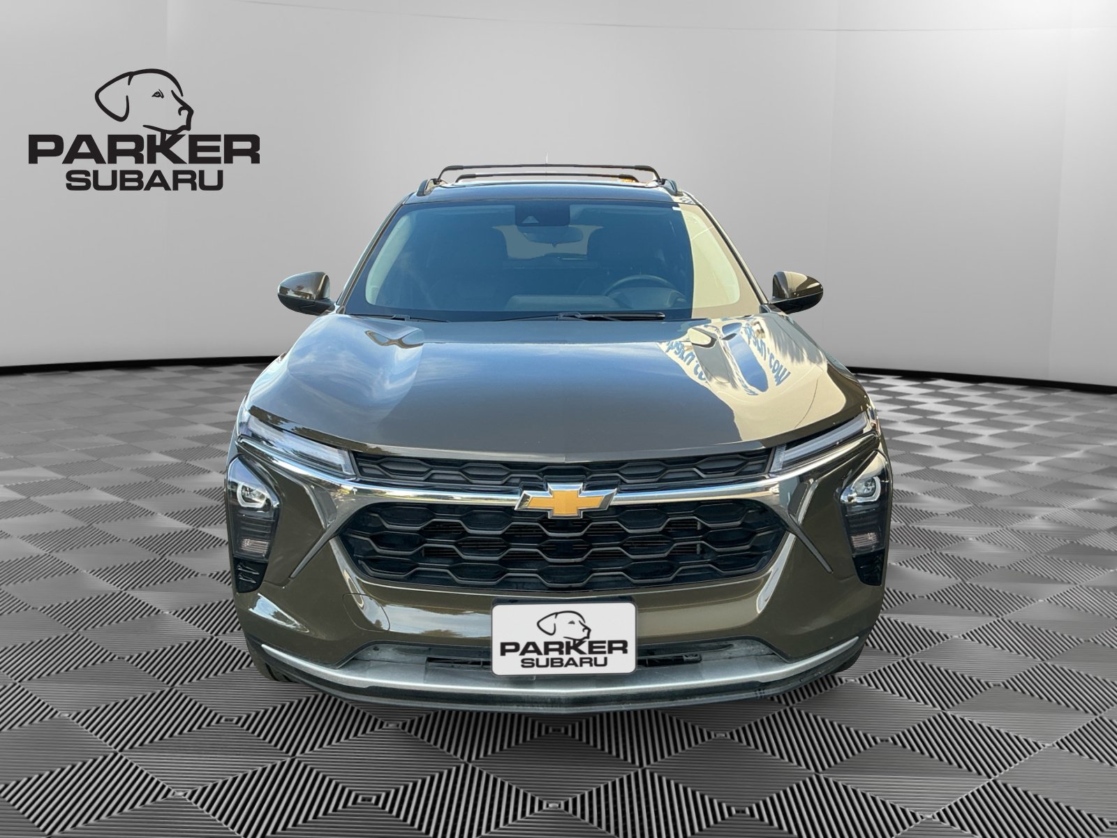 Used 2024 Chevrolet Trax LT w/ Sunroof Package FWD image 8