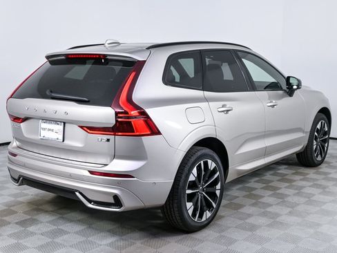 New 2026 Volvo XC60 B5 Plus w/ Protection Package Premier AWD/4WD image 27