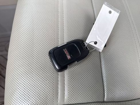 Used 2019 GMC Yukon Denali w/ Denali Ultimate Package image 33