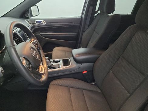 Used 2021 Jeep Grand Cherokee Laredo image 17