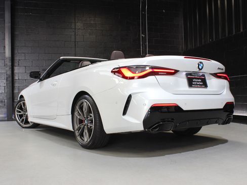 Used 2024 BMW M440i Convertible RWD image 14
