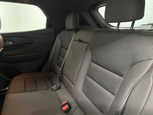 Used 2023 Chevrolet TrailBlazer RS w/ Sun and Liftgate Package FWD image 18