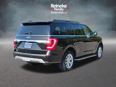 Used 2021 Ford Expedition XLT AWD/4WD image 5