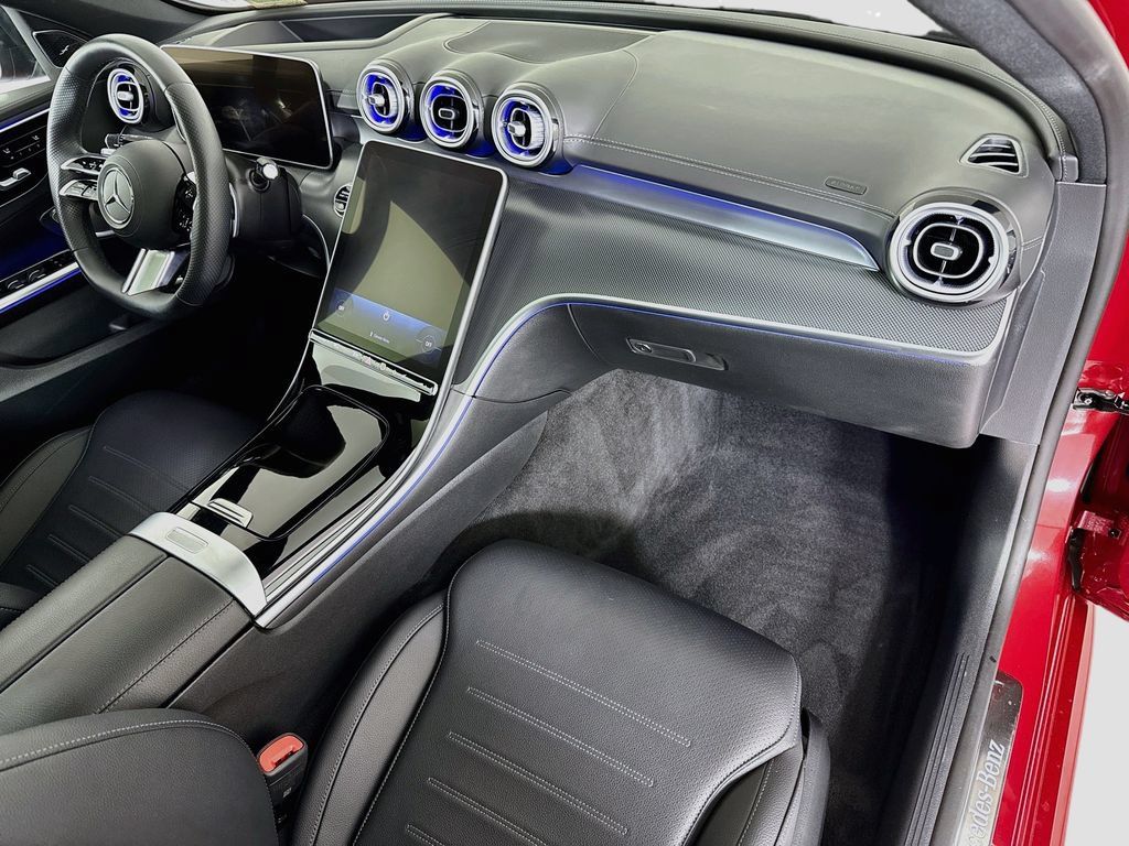 Used 2025 Mercedes-Benz C 300 Sedan image 17