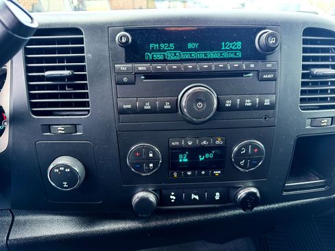 Used 2012 Chevrolet Silverado 2500 LT w/ Interior Plus Package image 16