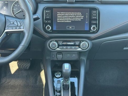 New 2025 Nissan Versa SR w/ Trunk Package image 7