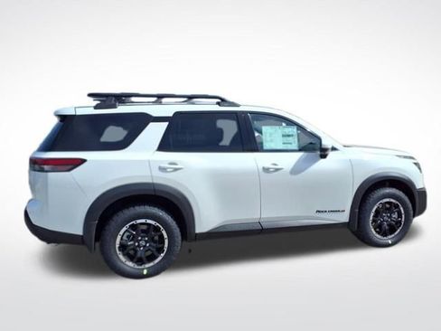 New 2025 Nissan Pathfinder Rock Creek image 8