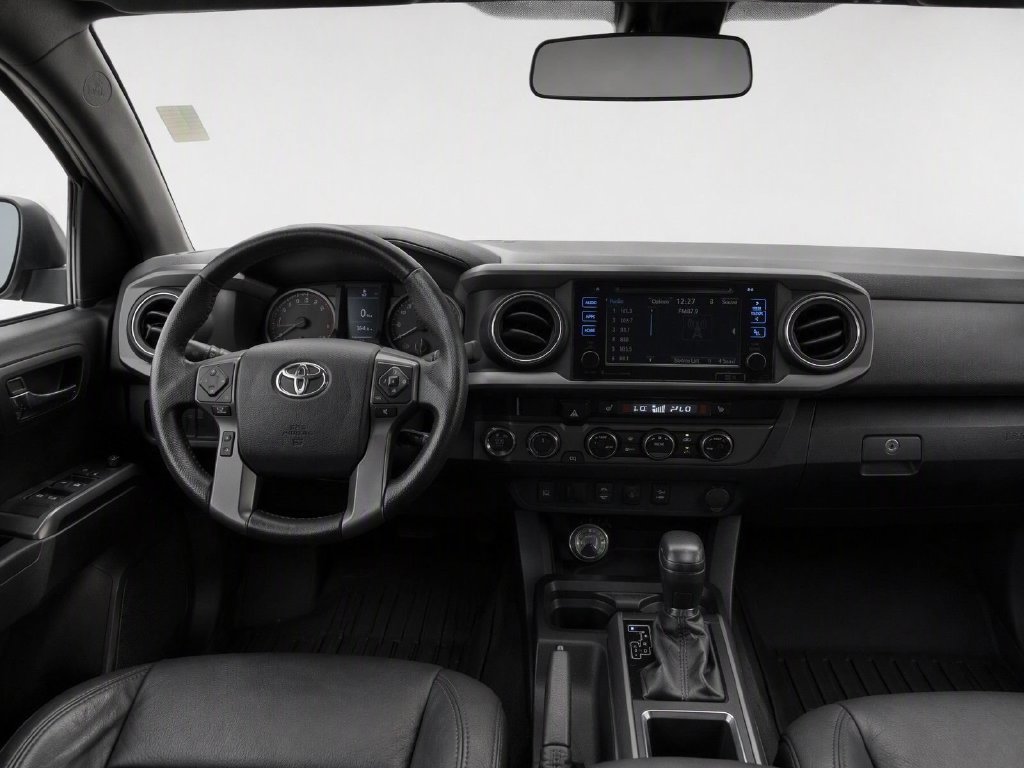 Used 2017 Toyota Tacoma TRD Off-Road AWD/4WD image 32
