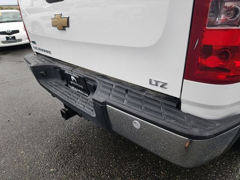 Used 2011 Chevrolet Silverado 1500 LTZ w/ LTZ Plus Package image 33