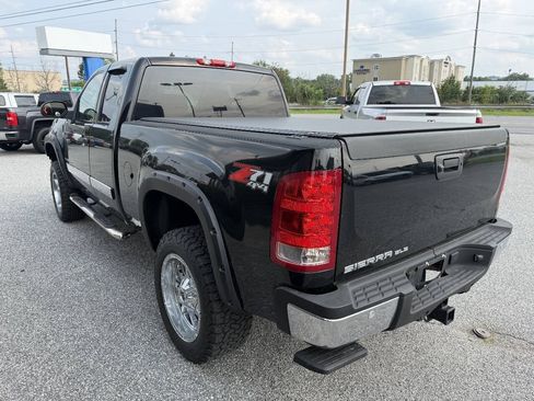 Used 2009 GMC Sierra 2500 SLE w/ Convenience Package AWD/4WD image 7