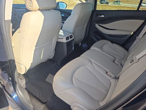 Used 2020 Buick Envision Preferred image 14