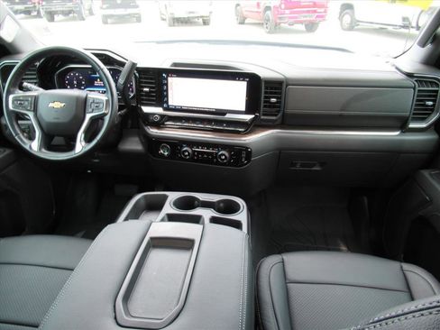 Used 2023 Chevrolet Silverado 1500 LT w/ Protection Package image 12