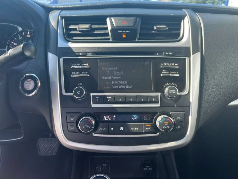 Used 2017 Nissan Altima 2.5 SV FWD image 26