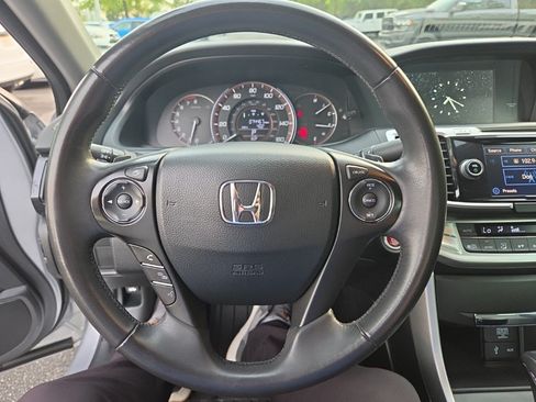 Used 2015 Honda Accord EX-L image 21