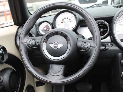 Used 2012 MINI Cooper Convertible image 21