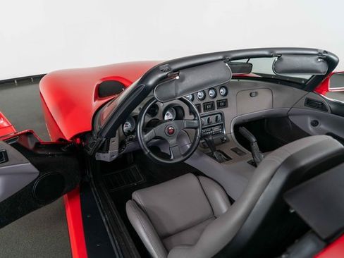 Used 1992 Dodge Viper RT/10 image 16