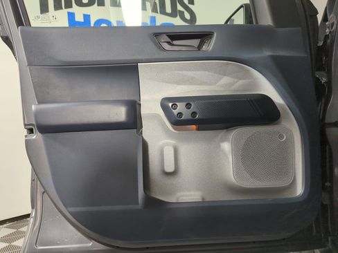 Used 2022 Ford Maverick XLT w/ Equipment Group 300A Standard image 8