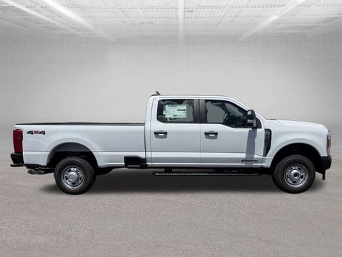 New 2026 Ford F250 XL AWD/4WD image 2