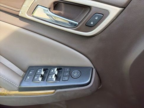 Used 2017 GMC Yukon Denali w/ Open Road Package image 28